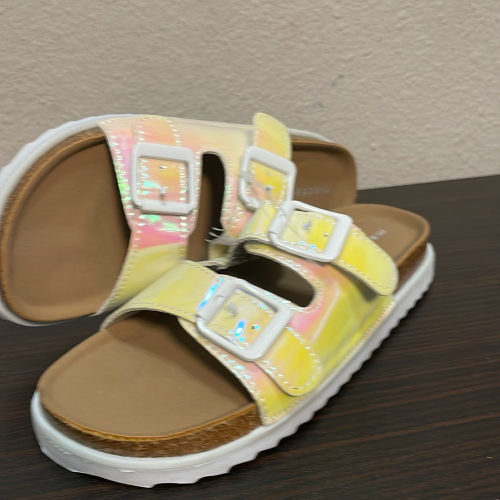 Naden girl size 2